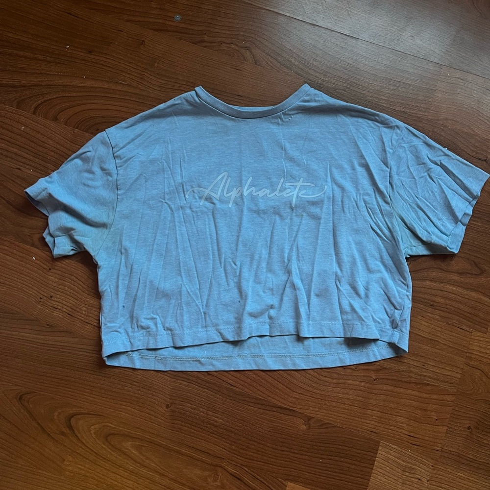 Alphalete Crop Top